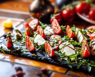 Աղցան կապրեզե