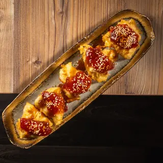 Camembert fregit amb maduixa