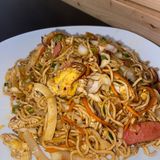 Tallarines con pollo