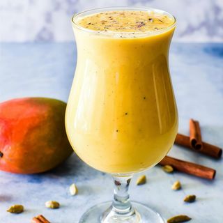 Mango lassi