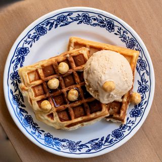 Waffle con Gelato di Capra