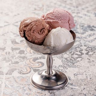 Классическое мороженое / Înghețată clasică