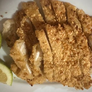 Galinha Frita com Amêndoas 