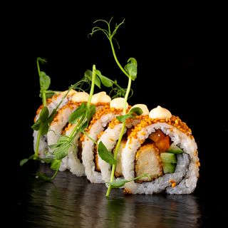 Футомаки хрупкаво пиле (6бр)