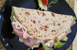 Cotto granbiscotto, fontina D.O.P Valle d'Aosta, maionese, lattuga