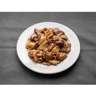 48. Ternera Con Bambú Y Setas Chinas