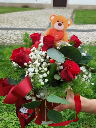 Caixa Rosas Vermelhas