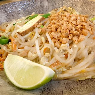 Pad Thai. Fideos de arroz Thai