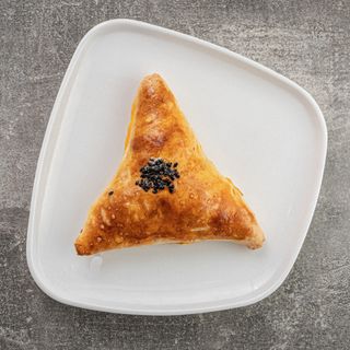 Самса песочная с мясом