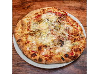 Pizza 4 formaggi con nueces