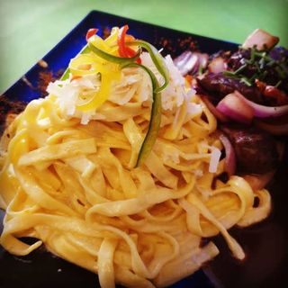 Tallarín A La Huancaína