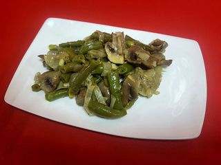 Спаржа з грибами (130g)