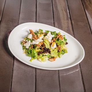 Ensalada De Parmesano, Queso De Cabra, Miel y Mostaza (350 G.)