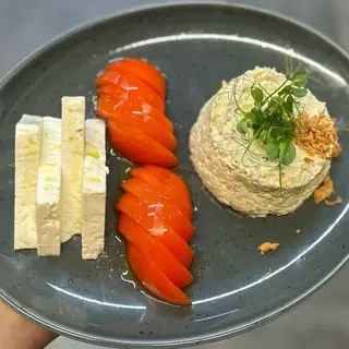 Salata de vinete cu Rosii si Branza 