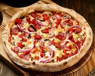 Піца С Баварська (520 г)