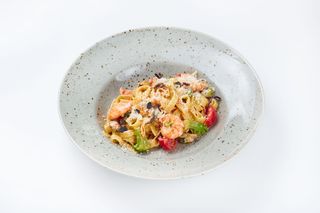 Паста з морепродуктами (300г)