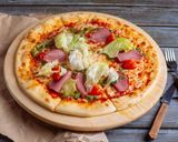 Пицца "Пастрами" с вяленым мясом