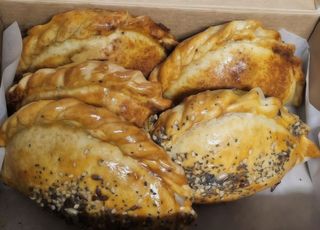 Empanada Al Horno Con Pollo Y Champiñones