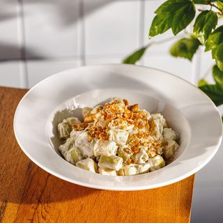 ნიოკი ლურჯი ყველით