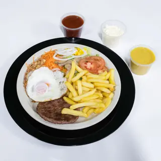 Hambúrguer em Prato