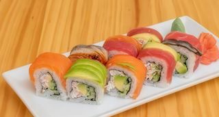 Uramaki Rain Bow Roll