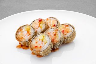 Futomaki krewetka w tempurze