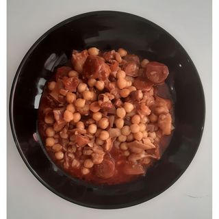 Callos con garbanzos