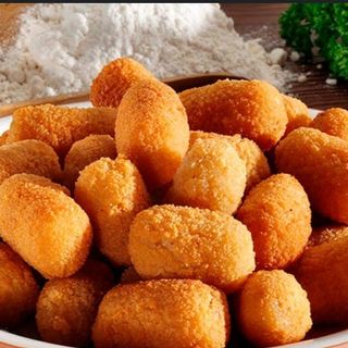 Croquetas de pescado con alioli 4 unidades 
