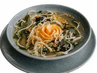 Zupa Miso Shiru salmon