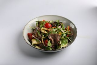 САЛАТ ГРИЛЬЯТА (340г)