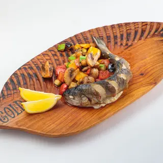 Форель по-королевски с овощами рататуй