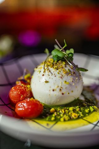 Ensalada De Burrata