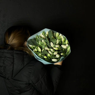 Букет з 51-го білого голландського тюльпану