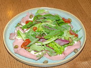 Яловичина під соусом Цезар (150г)