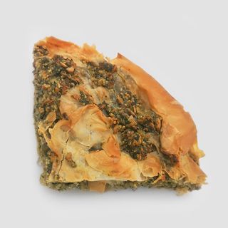 Оризова питка със спанак (120г)