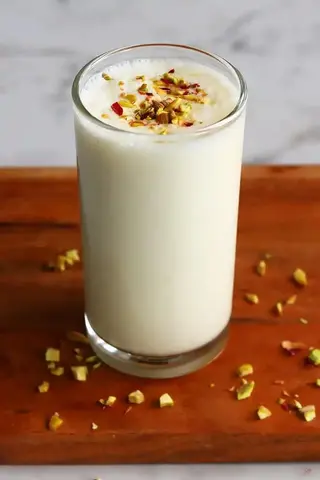 SWEET LASSI