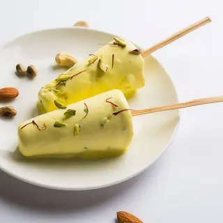Pista kulfi
