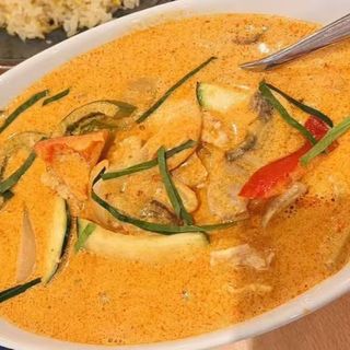 54R.Pato Asado al Curry Thai Rojo (picante)