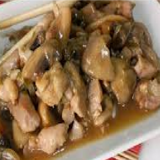 Pollo con Hongos