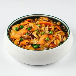 Rezanci s piletinom, bambusom i Shiitake gljivama