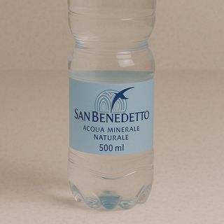 Acqua naturale 