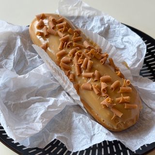 Френски еклер с карамел