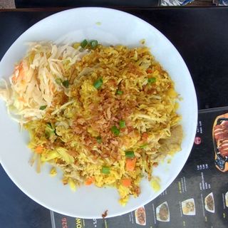 Ryż smażony z wołowiną 