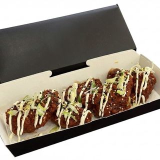 Alitas glaseadas con chile chipotle (5 und)