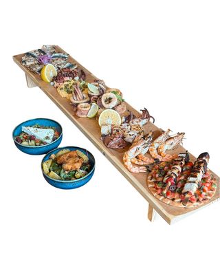 Platou peste și fructe de mare