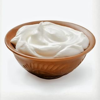 GRANDE TASSE DE LAIT CAILLE +PAIN