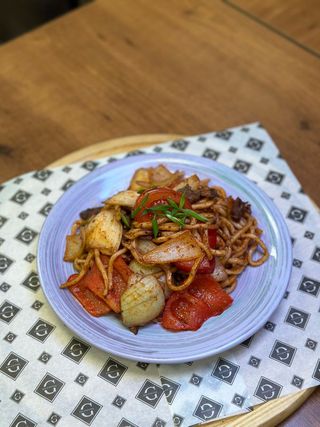 Гуйру лагман
(0.628г)