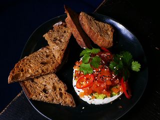 Тат-тар з лосося (160/50г)