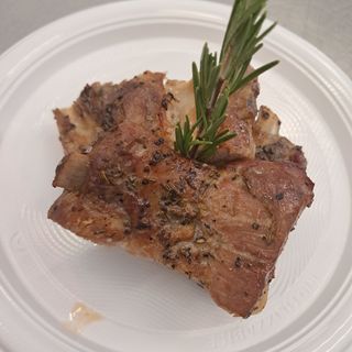 Costine sale pepe e rosmarino
