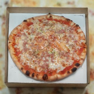 Pizza De Jamón (33 Cm.)